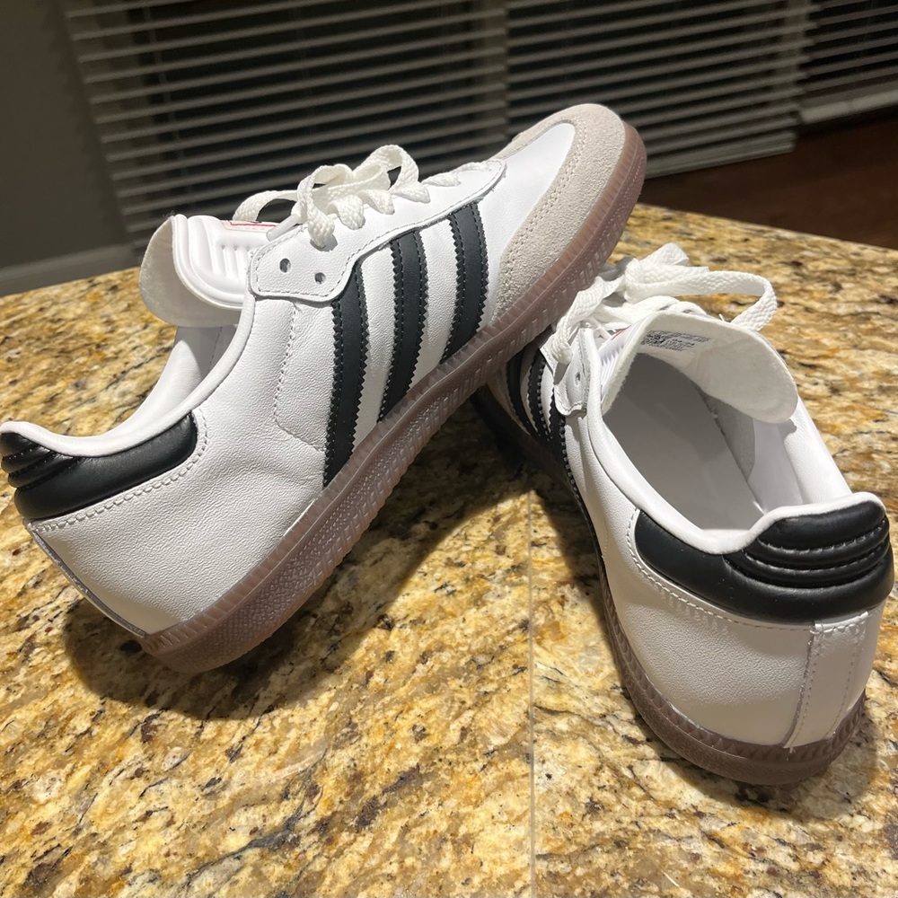 Adidas Samba White and Black Athletic Shoes - Picture 3 of 5